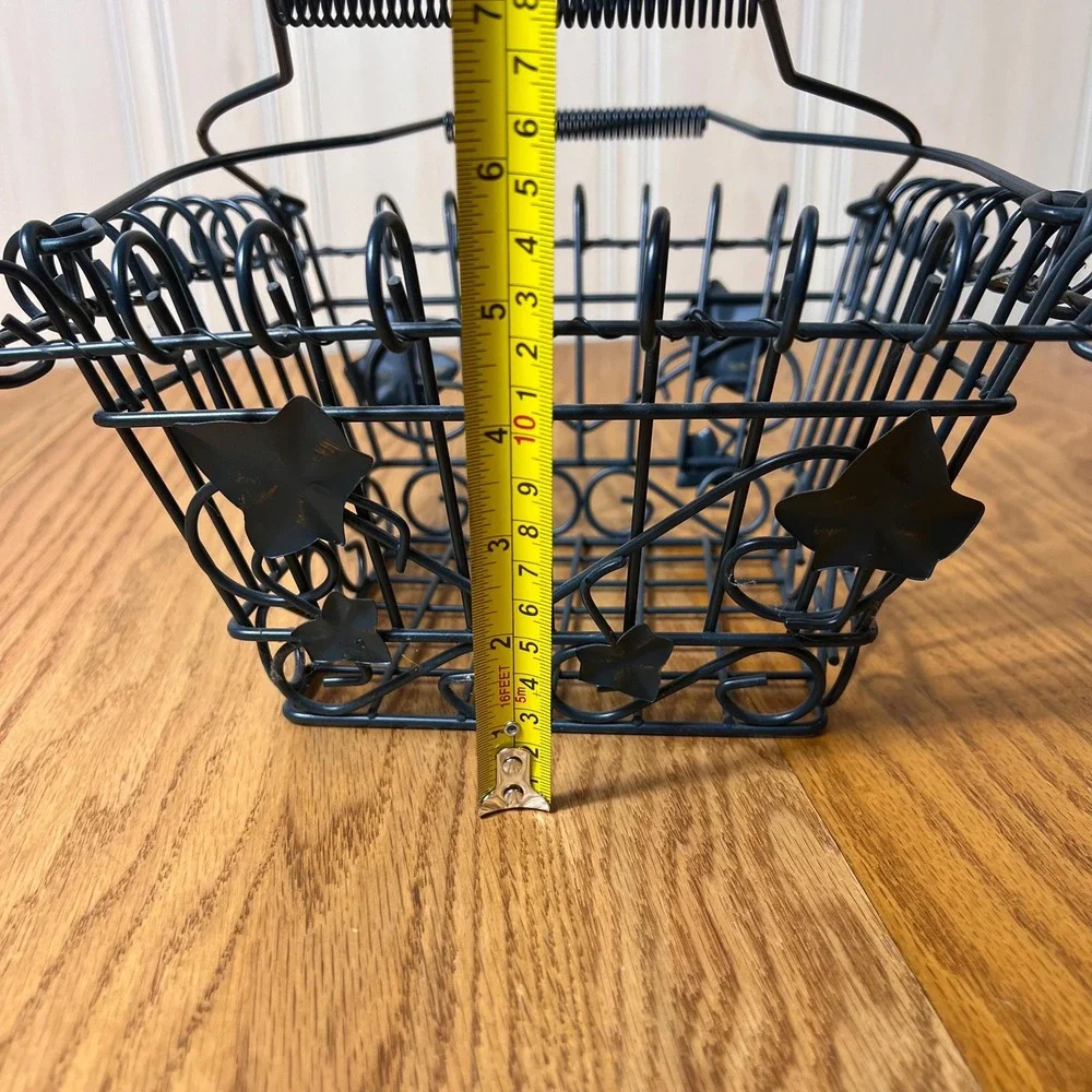 Vintage 80s Metal Ivy Basket Planter green Wire Garden Farmhouse Cottagecore